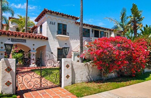 Coronado Condo | Coronado Beach Condo - centrally located to beach and town
