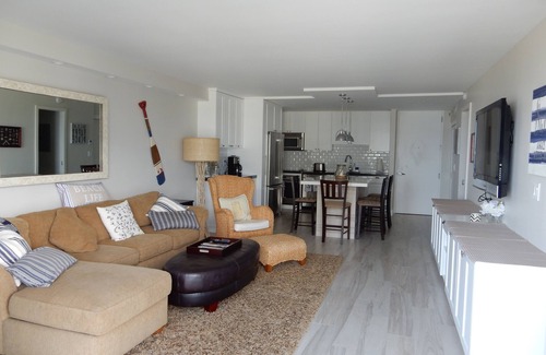 Coronado Condo | Coronado Shores - Beautiful Family Friendly Remodeled Condo At The Beach