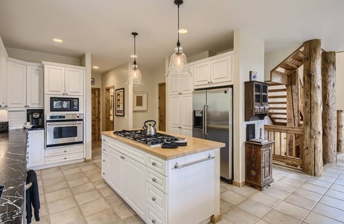 Blue River House | Coronet Crest | Alpine retreat!