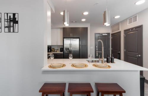 West End Apartment | Corporate Chic Walkable and Quiet
