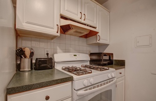 Merrillville House | Corporate Condo in Merrillville, Indiana near hospitals