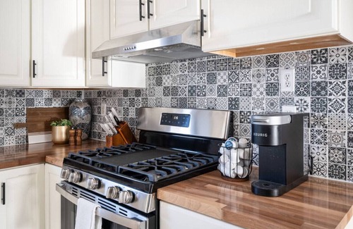 Kentwood House | "Corporate Elegance: Luxe Home in Grand Rapids"
