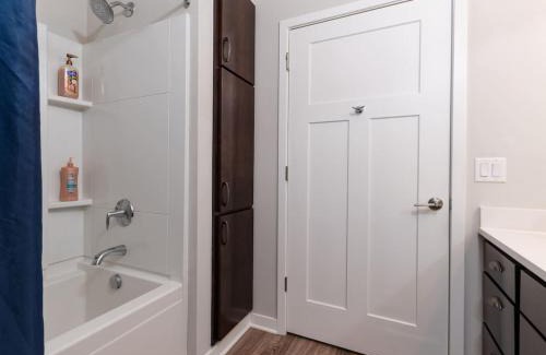 Plato Center Apartment | Corporate Housing by MGM