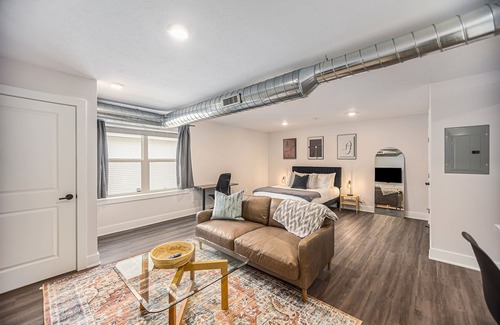 Fulton Heights Apartment | Corporate Housing for Traveling Professionals - EXTENDED STAYS