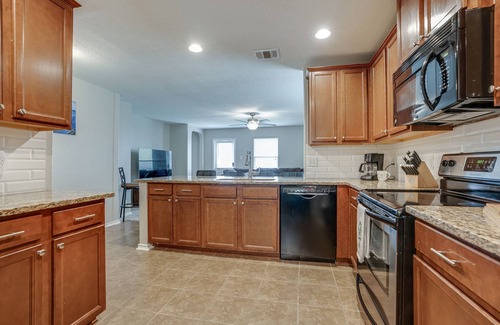 Southside House | Corporate, Lackland, Sea World, Alamo, Fiesta, Riverwalk BMT graduation