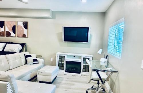 Mid City Apartment | Corporate Manor