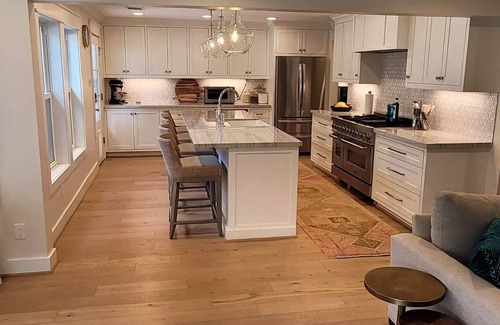 Memorial House | Corporate rental, great for families in Energy Corridor.