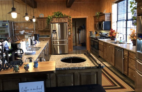 LaFayette Cabin | Corporate Retreat sleeps 68 on 61 acres with pond and hiking trails