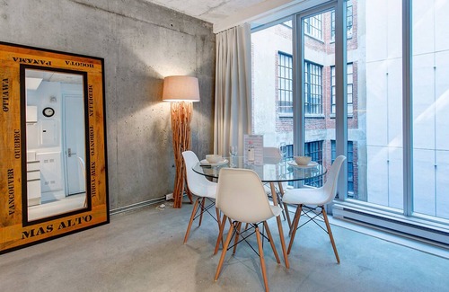 International District Apartment | Corporate Stays | Loft4U | Trendy & Stylish Studio