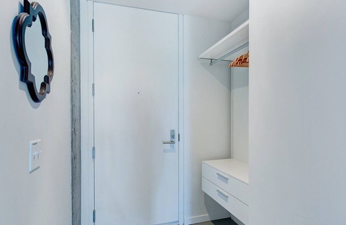 International District Apartment | Corporate Stays | Loft4U | Artistic 2BR