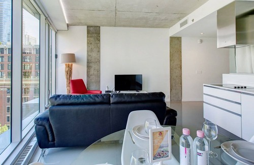 International District Apartment | Corporate Stays | Loft4U | Modern Studio 2BR