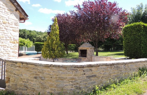 Vailhourles House | CORPS DE FERME - 2 GITES - PRIVATE SWIMMING POOL