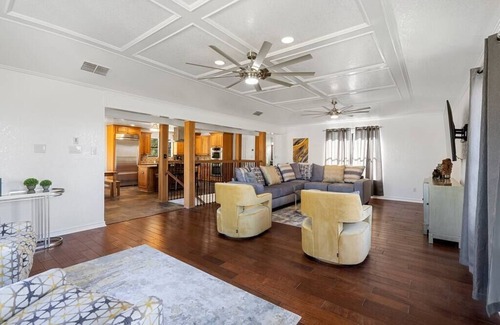 Bay Area House | Corpus Christi Gem Su