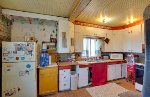 Lindsay House | Corral Creek Cow Camp Pet-Friendly Circle Cabin