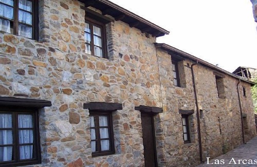 Borrenes Cottage | Corridor House for 6 people