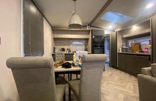 Boat of Garten Ski Chalet | Corrie Fee Lodge