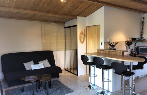 Santa-Maria-Siche Apartment | Corsica, self-contained studio, private pool and garden, Ajaccio region