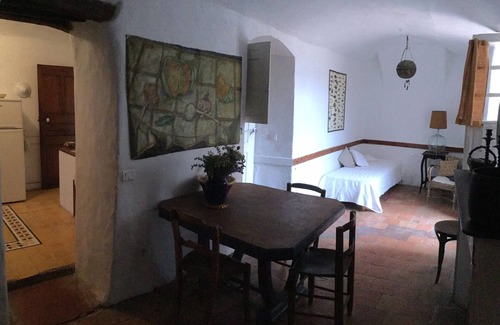 Lunghignano Apartment | Corsican paradise in a typical village