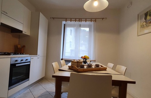Torbole sul Garda House | Corte Verde house with Nago-Torbole garden