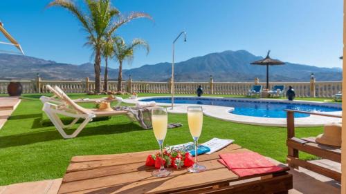 Vinuela House | Cortijo Angela Viñuela by Ruralidays