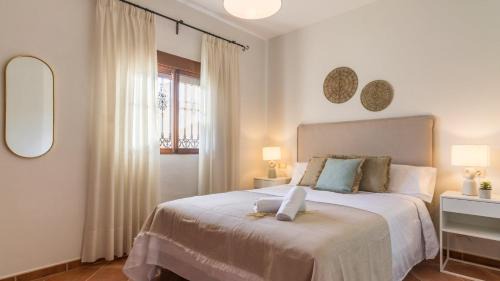 Vinuela House | Cortijo Angela Viñuela by Ruralidays