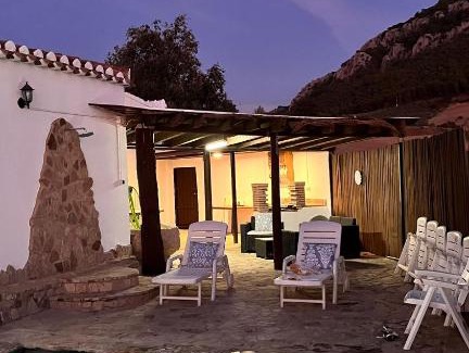 Villanueva del Trabuco Villa | Cortijo Borreguero