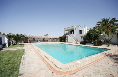 Loja House | Cortijo El Cachete - Beautiful, traditional Spanish farmhouse