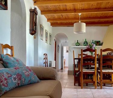 Castril House | CORTIJO EL PRADO l