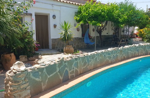 Cullar Apartment | Cortijo Paraiso - Perfect Tropical Paradise (Pet Friendly) sleeps 6
