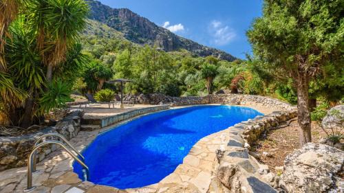 Montecorto House | Cortijo y Estudio Montecorto by Ruralidays