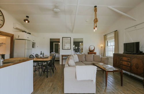 Belford House | Corunna Station Cook House and Homestead - Pokolbin Hunter Valley