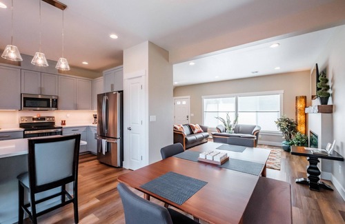 Corvallis House | Corvallis Modern Oasis - New Construction 4 Bedroom Vacation Rental