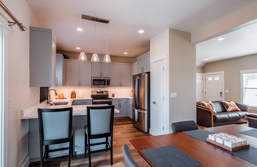 Corvallis House | Corvallis Modern Oasis - New Construction 4 Bedroom Vacation Rental