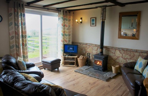 Cullompton Cottage | Coshes Garden Cottage with amazing views of the Devon country side