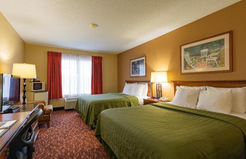 Coshocton Hotel | Coshocton Village Inn & Suites