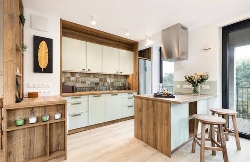 Zwierzyniec Apartment | Cosmea Junior Suite - peace, style & work in a feel-good atmosphere