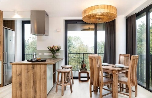 Zwierzyniec Apartment | Cosmea Junior Suite - peace, style & work in a feel-good atmosphere