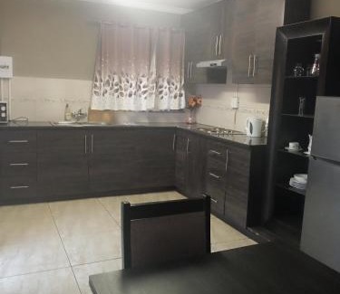 Klerksdorp House | Cosmel Guest House