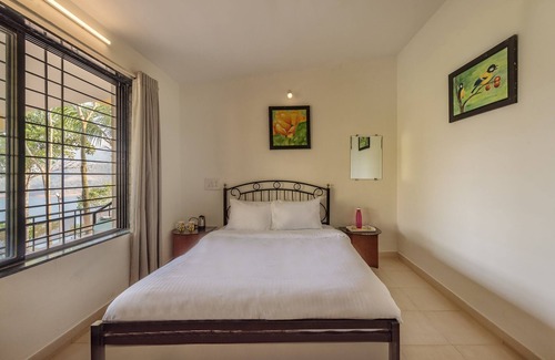 Paud House | CosmicStays Countryside Panorama-Lakeview Bungalow