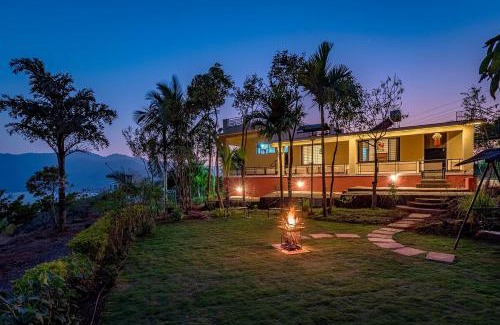 Paud Villa | CosmicStays Countryside Panorama-Lakeview Bungalow