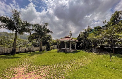 Paud Villa | CosmicStays Lilac Villa Luxury Villa