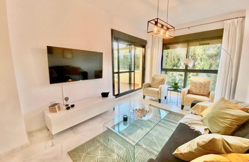 New Golden Mile Apartment | Cosmo Beach