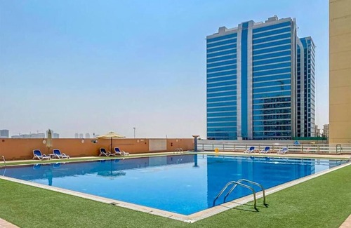 Dubai Production City Apartment | Cosmos Living Stunning Apt in Lago Vista