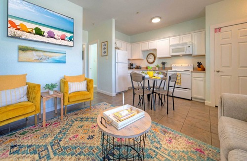 Port Aransas Cottage | Costa Bahia Full Bldg Pool, Beach, Sleeps 100