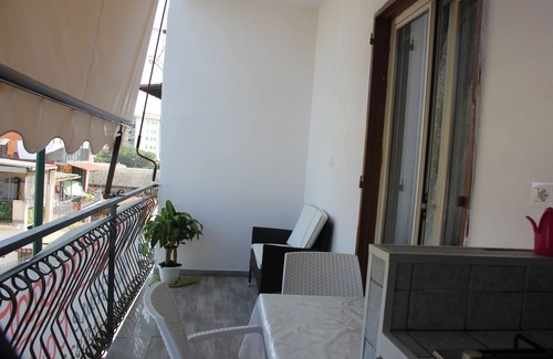 Naples Apartment | Costa Bruna Holiday House