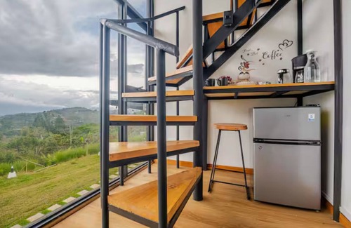 Salitrillos House | Costa Rica mountain retreat with jacuzzi & firepit near San José