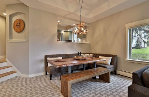 Ludlow Apartment | Costantino, Solitude H101