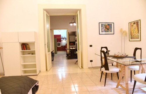 Montecalvario Apartment | Costigliola Baroque Palace APT next MANN