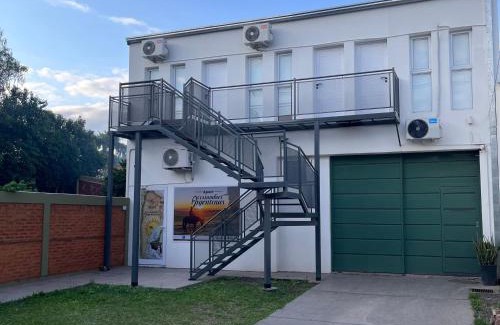 Avellaneda Hotel | Costumbres Argentinas Apart