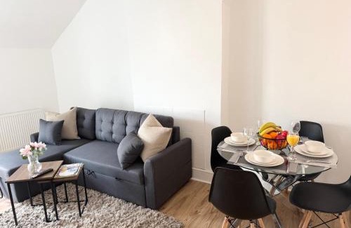 Barry Apartment | Cosy 1 Bedroom Apartment in the heart of Barry Flat 3